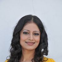 Aneesha Singh - Neeku Naku Madya Movie Gallery | Picture 61708